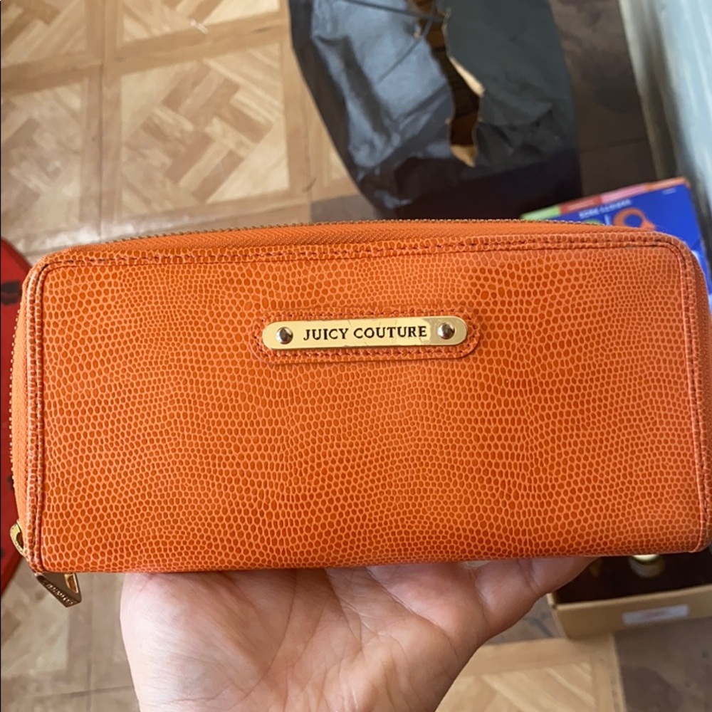 Orange juicy couture wallet